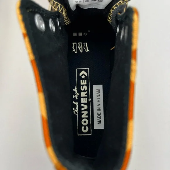 Converse All Star Giraffe Print High-Top Sneakers - Picture 8 of 9